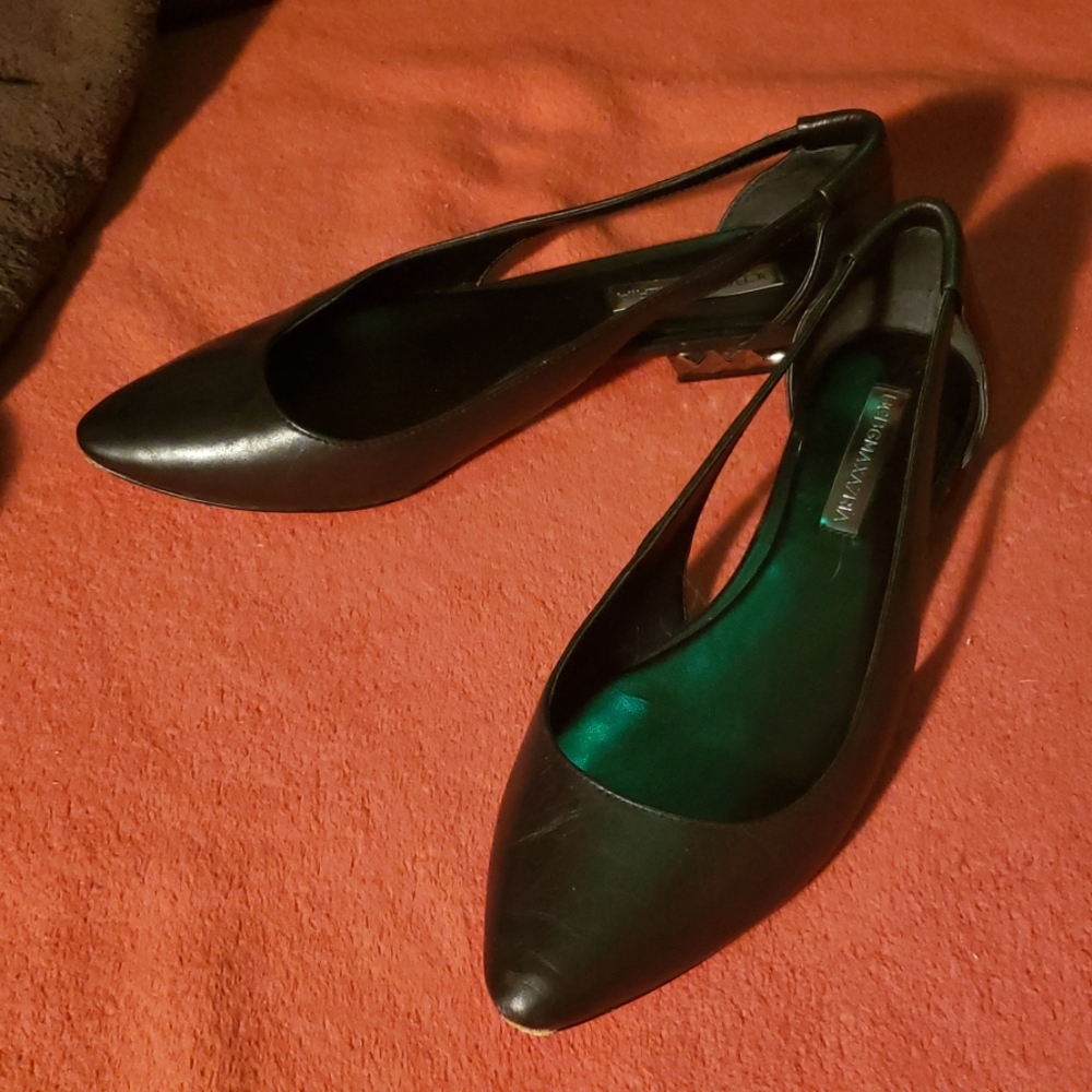 Bcbg maxazria pointed black leather ballet flats
